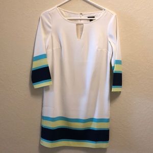 Ann Taylor Key Hole Neck Line Dress